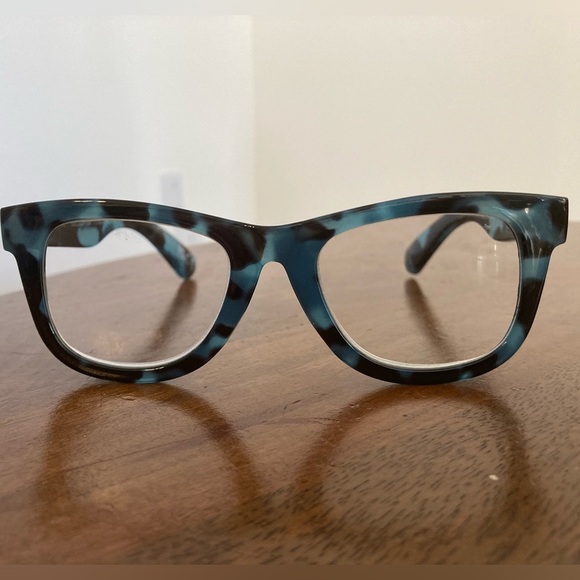 Betsey Johnson Blue Tortoise Lisa Readers Retro Cateye +2.00 - Picture 1 of 6